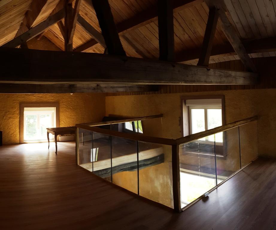 Отель Domaine De L'Etanchet Saint-Hilaire-le-Vouhis Экстерьер фото